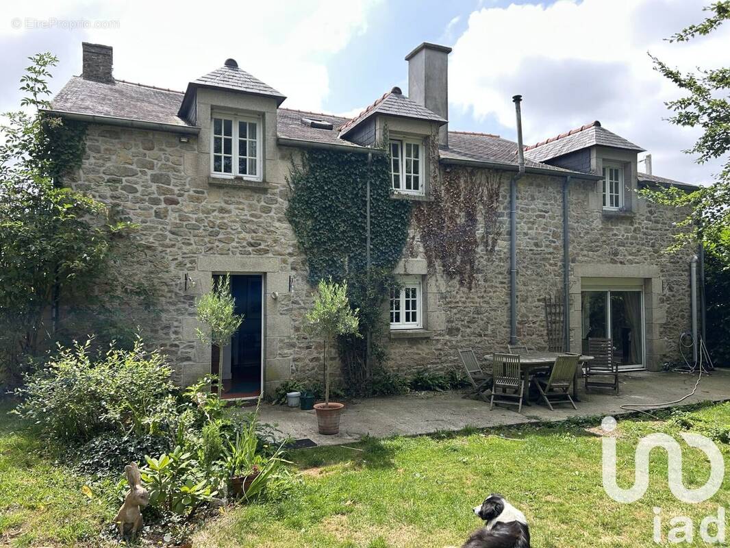 Photo 1 - Maison à JUGON-LES-LACS