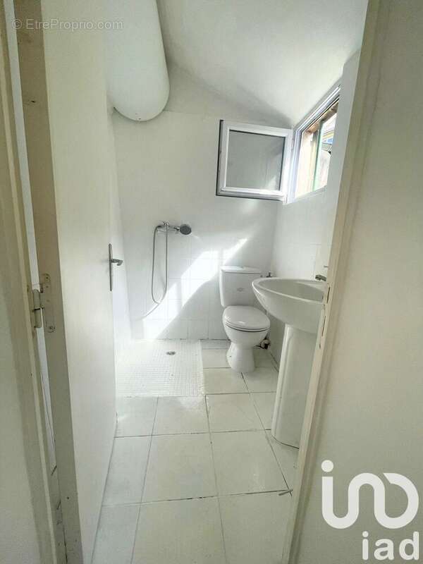 Photo 6 - Appartement à SAINT-ARNOULT-EN-YVELINES