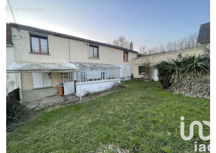 Photo 1 - Maison à PARON