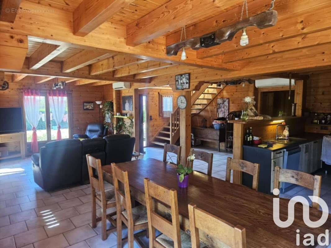 Photo 4 - Maison à MAISONNAIS-SUR-TARDOIRE