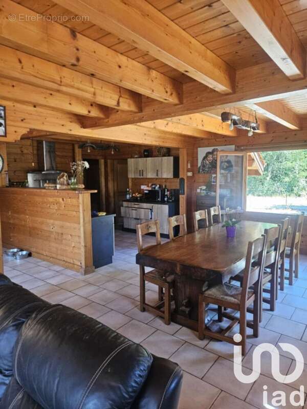 Photo 5 - Maison à MAISONNAIS-SUR-TARDOIRE