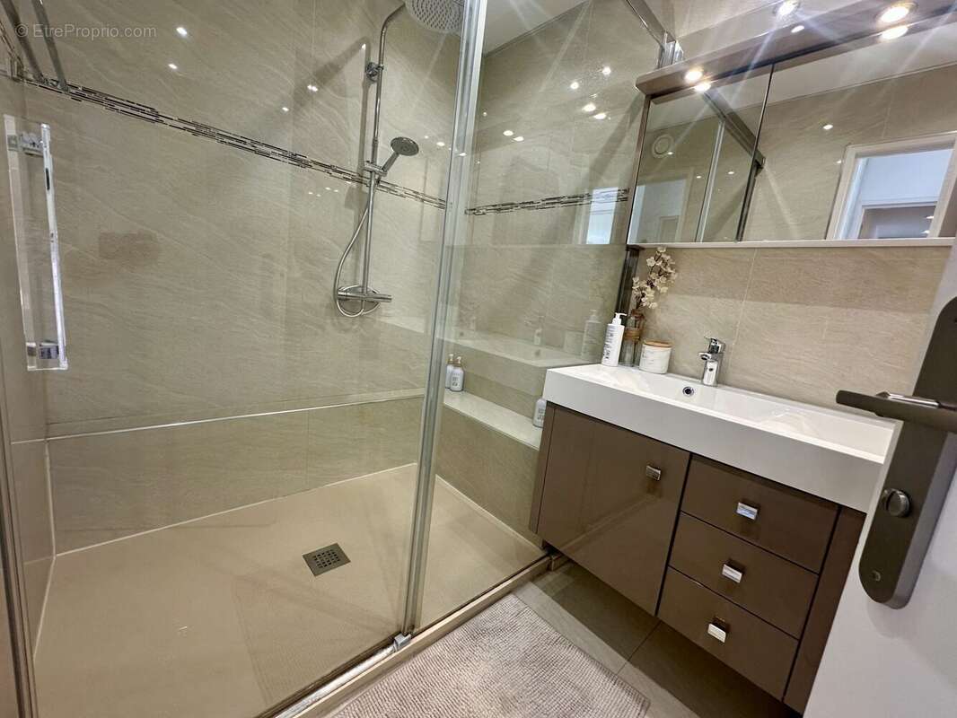 Appartement à PUTEAUX