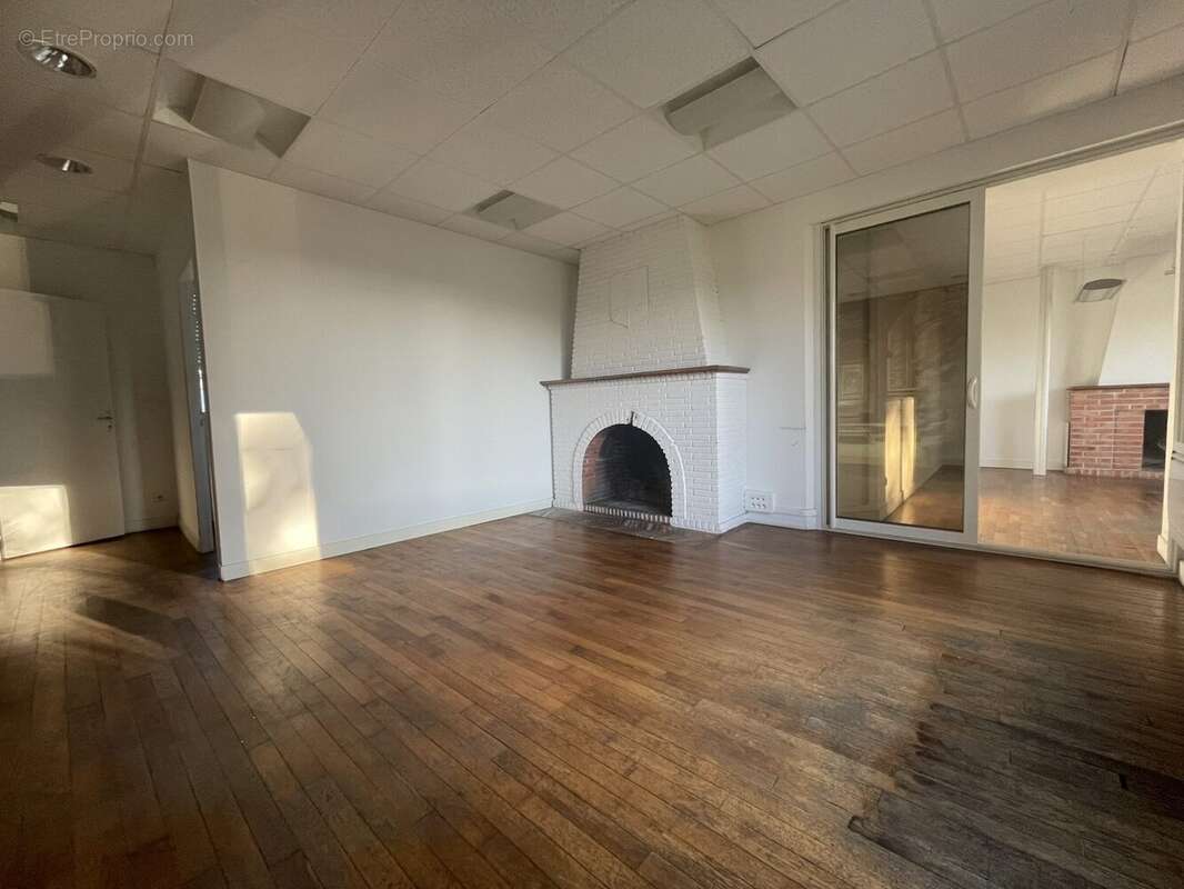 Maison à COULOUNIEIX-CHAMIERS