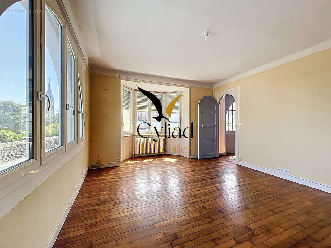 Maison à SAINT-MELOIR-DES-ONDES