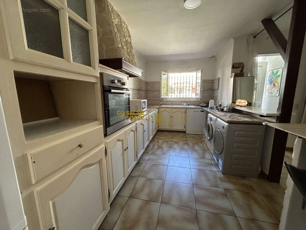 Maison à VILLENEUVE-DE-LA-RAHO