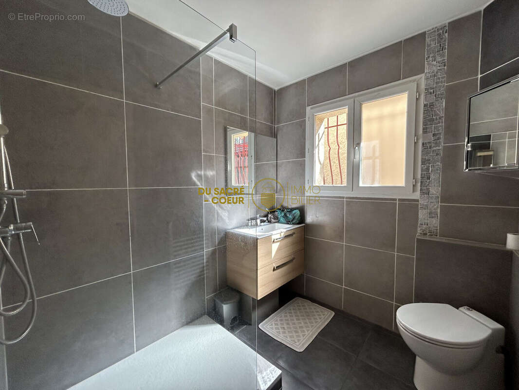 Maison à VILLENEUVE-DE-LA-RAHO