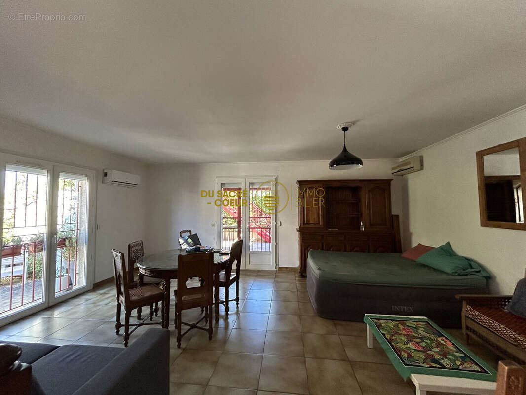 Maison à VILLENEUVE-DE-LA-RAHO