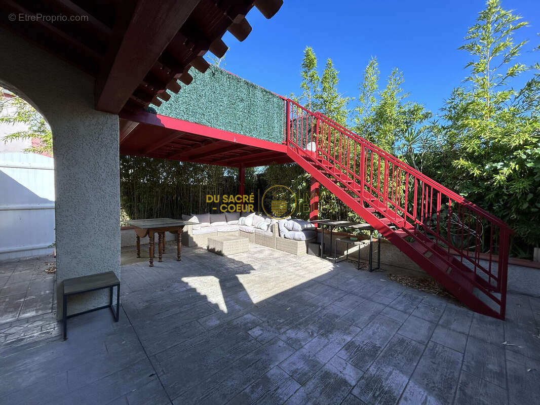 Maison à VILLENEUVE-DE-LA-RAHO