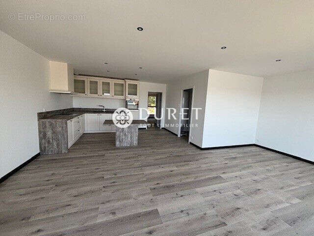 Commerce à JARD-SUR-MER