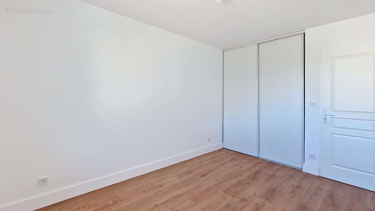 Maison à LA CHAUSSEE-SAINT-VICTOR