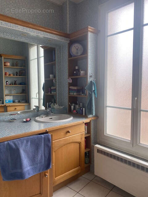 Appartement à GENNEVILLIERS