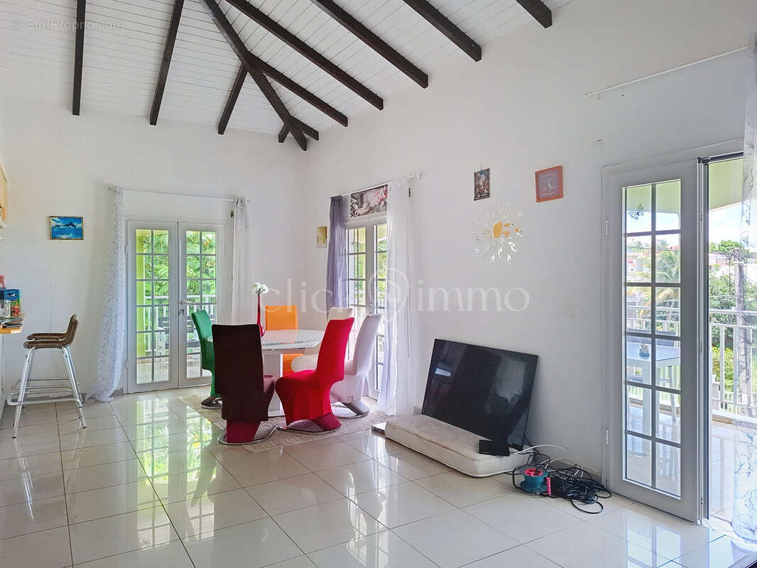 Maison à SAINTE-ANNE