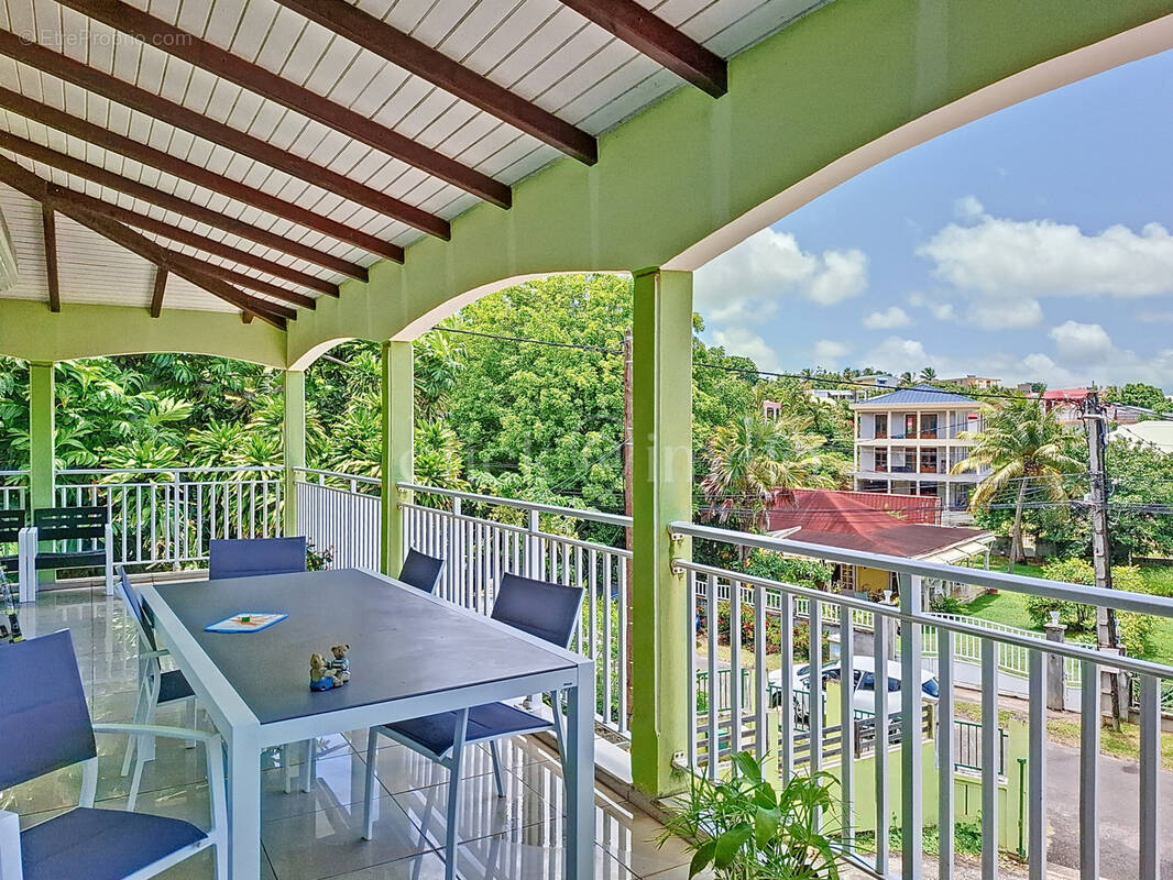 Maison à SAINTE-ANNE