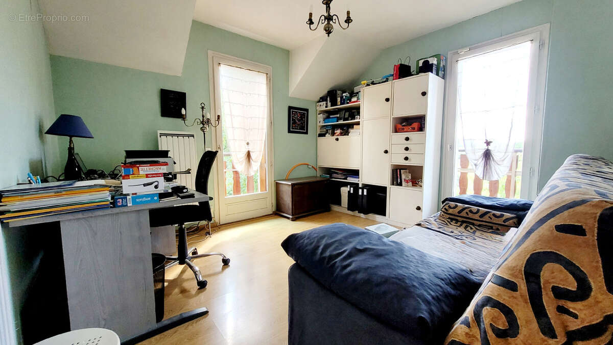 Maison à SAINT-OFFENGE-DESSOUS