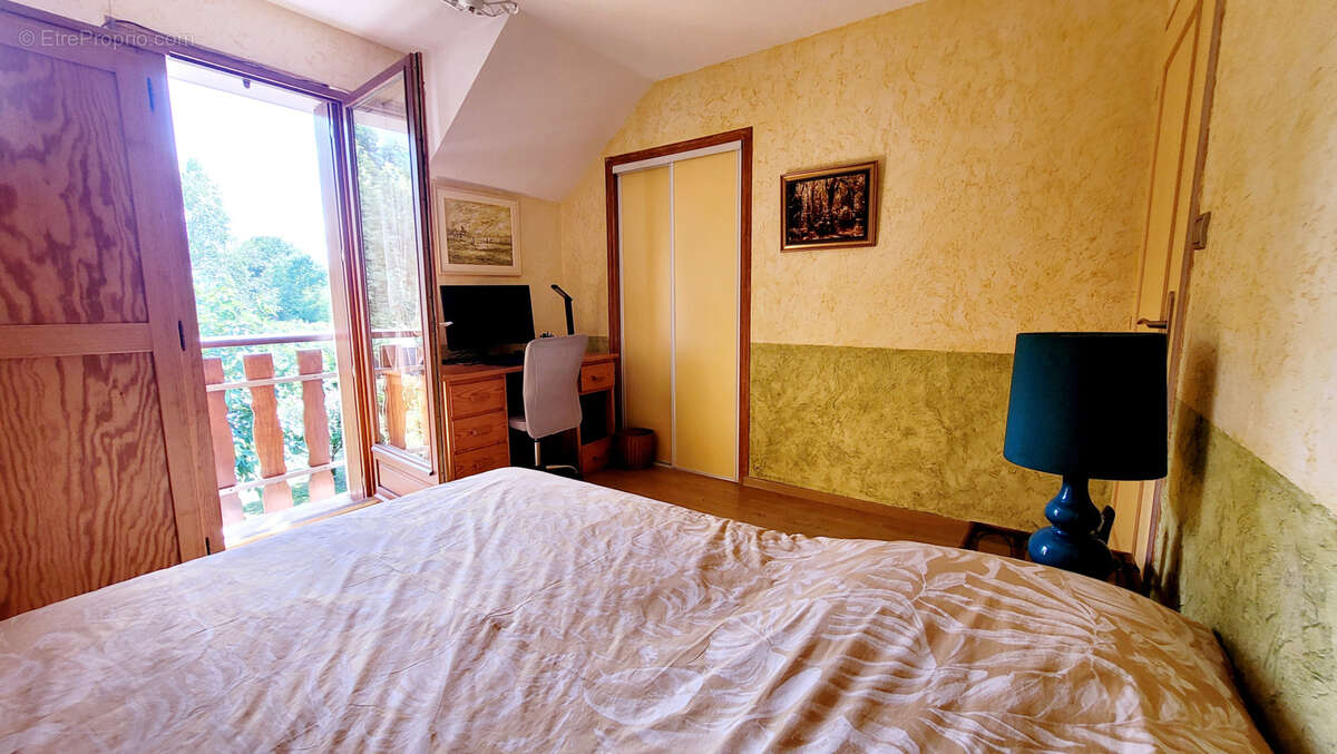 Maison à SAINT-OFFENGE-DESSOUS