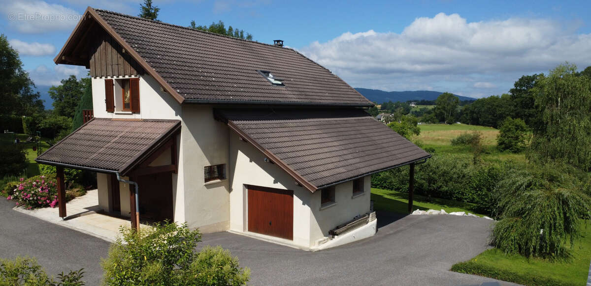 Maison à SAINT-OFFENGE-DESSOUS