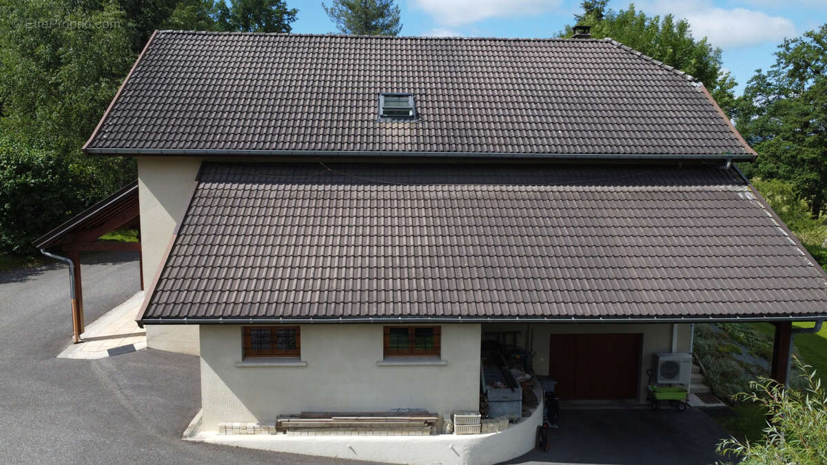 Maison à SAINT-OFFENGE-DESSOUS