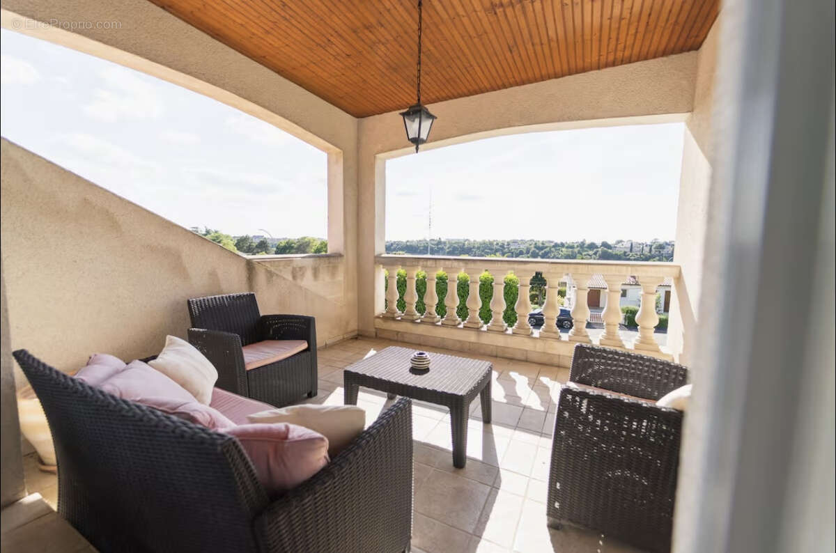 Maison à BUXEROLLES