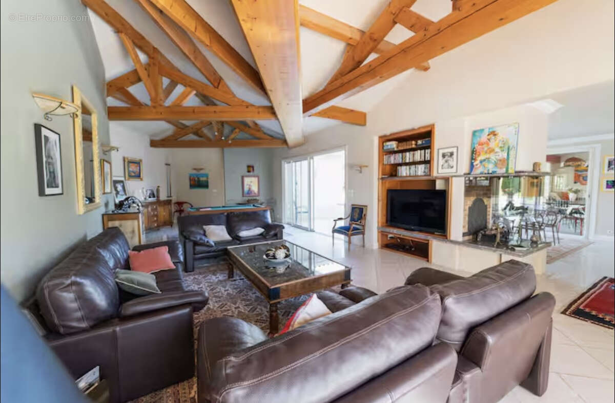 Maison à BUXEROLLES