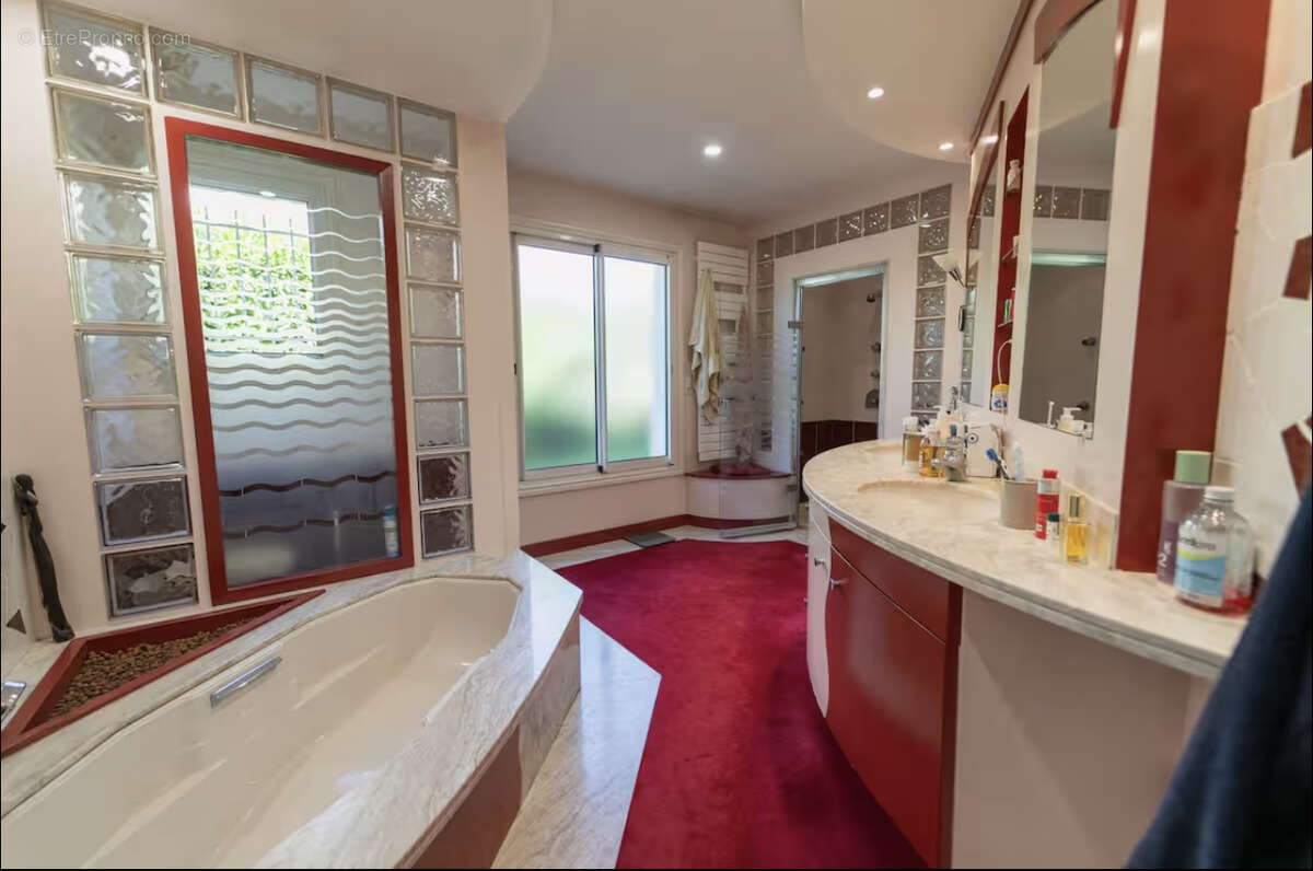 Maison à BUXEROLLES