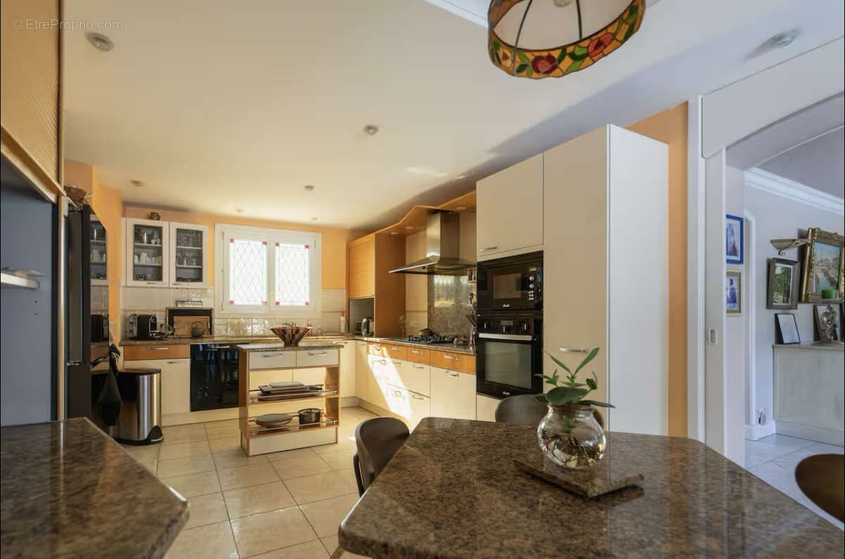 Maison à BUXEROLLES