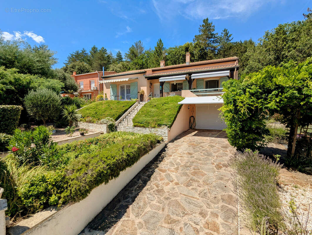 Maison à LAMALOU-LES-BAINS