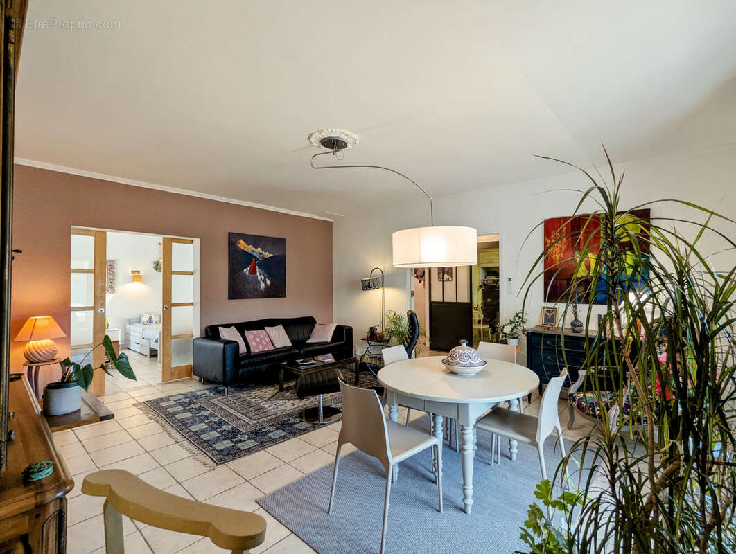 Maison à LAMALOU-LES-BAINS