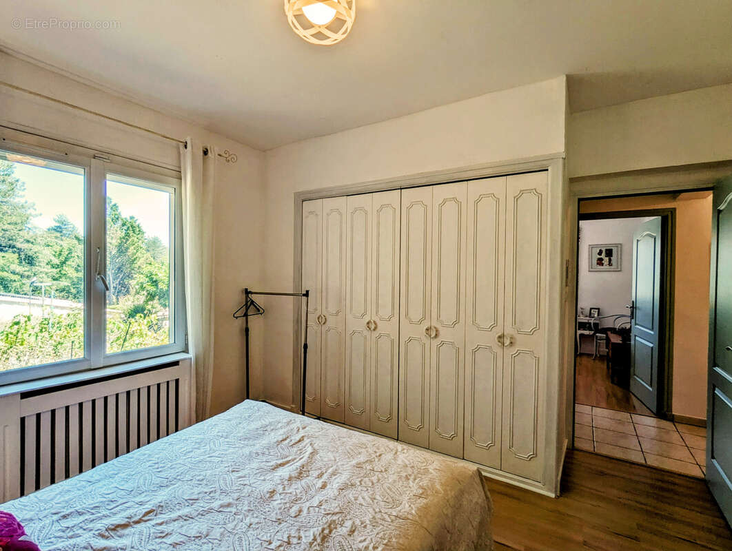 Maison à LAMALOU-LES-BAINS