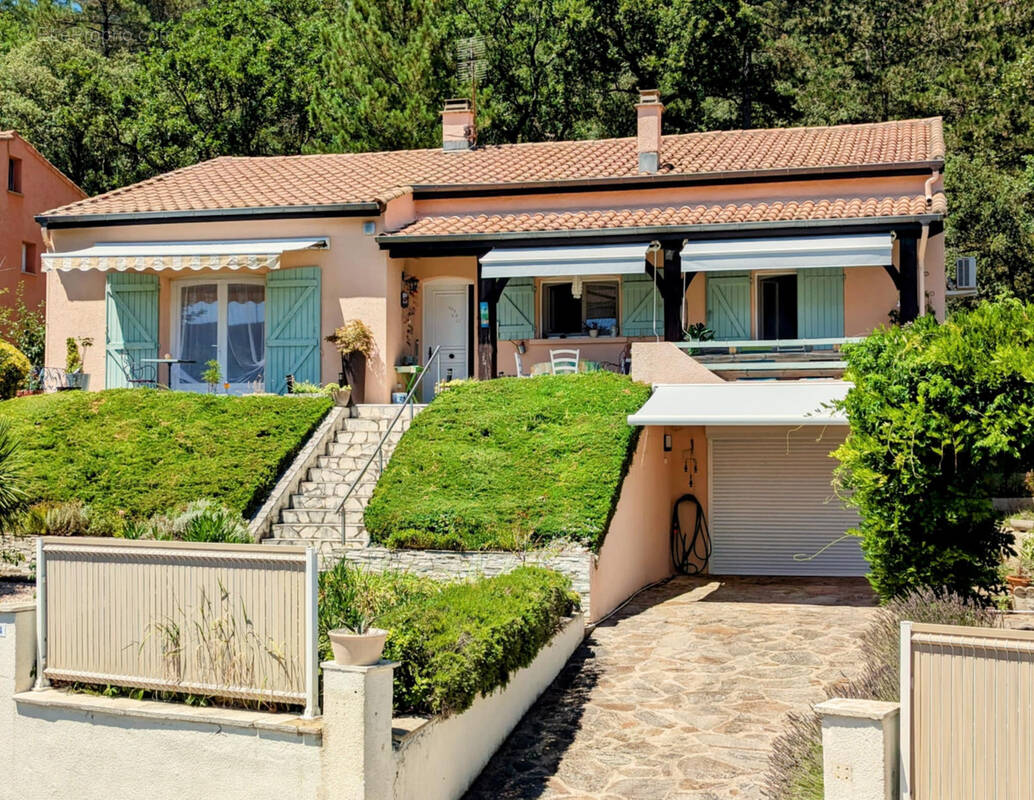 Maison à LAMALOU-LES-BAINS