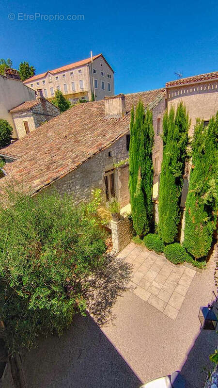Maison à BAGAT-EN-QUERCY
