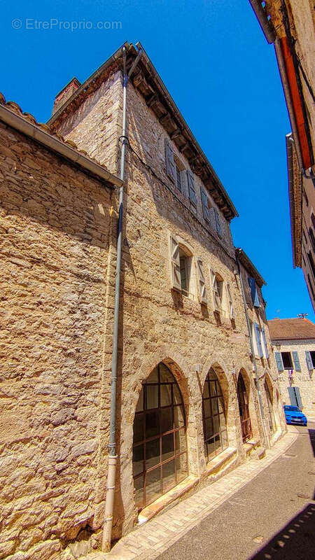 Maison à BAGAT-EN-QUERCY