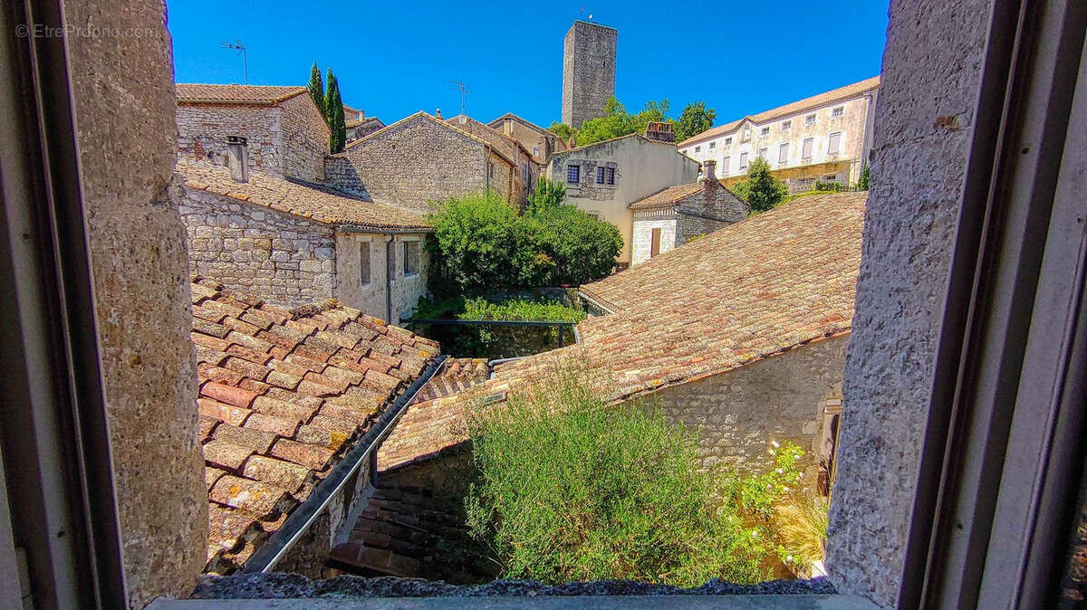 Maison à BAGAT-EN-QUERCY