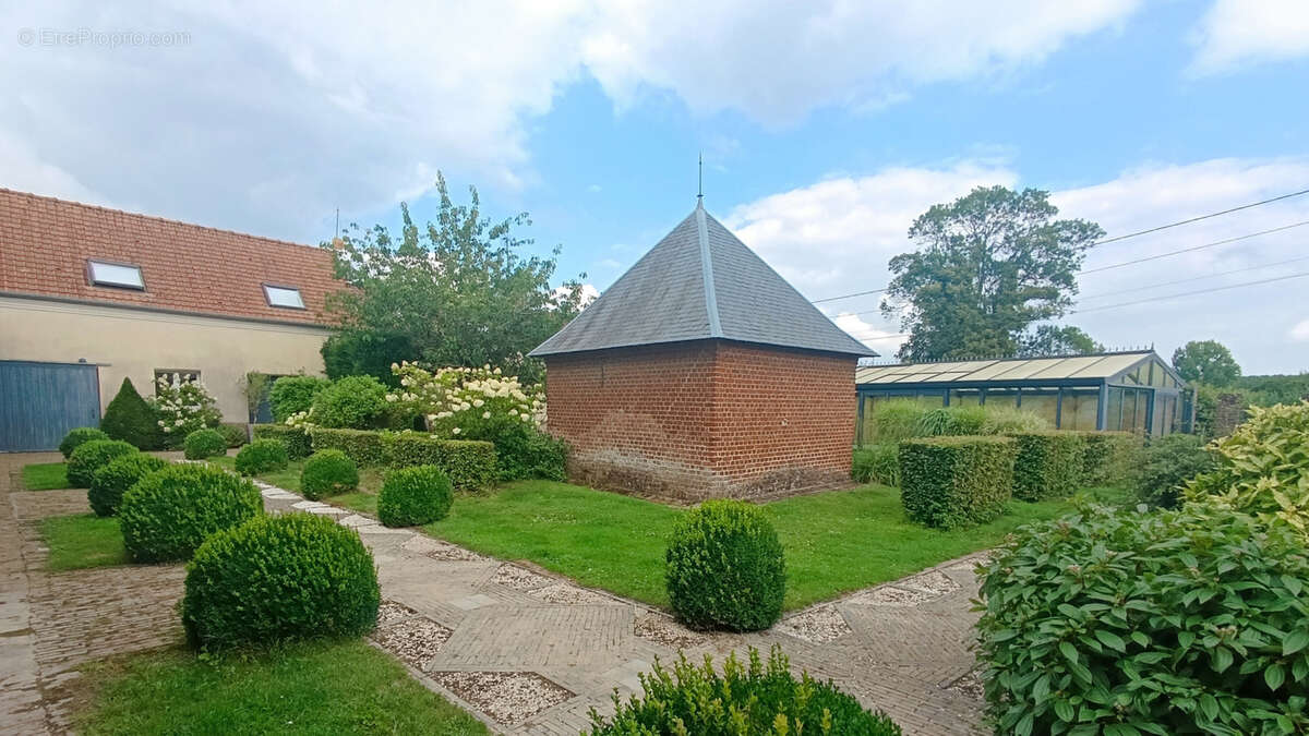 Maison à MAIZICOURT