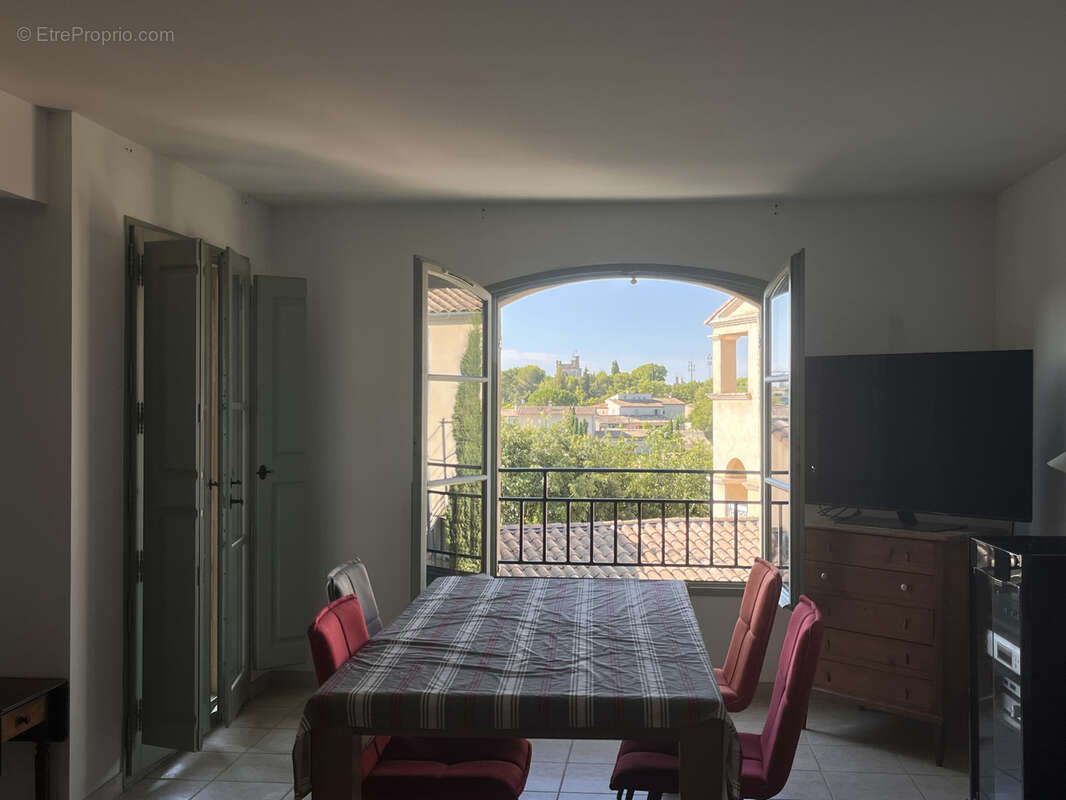 Appartement à UZES
