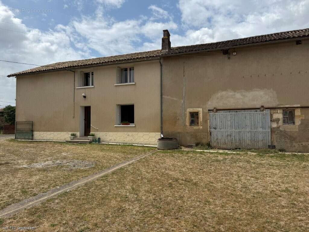 Maison à SAUZE-VAUSSAIS