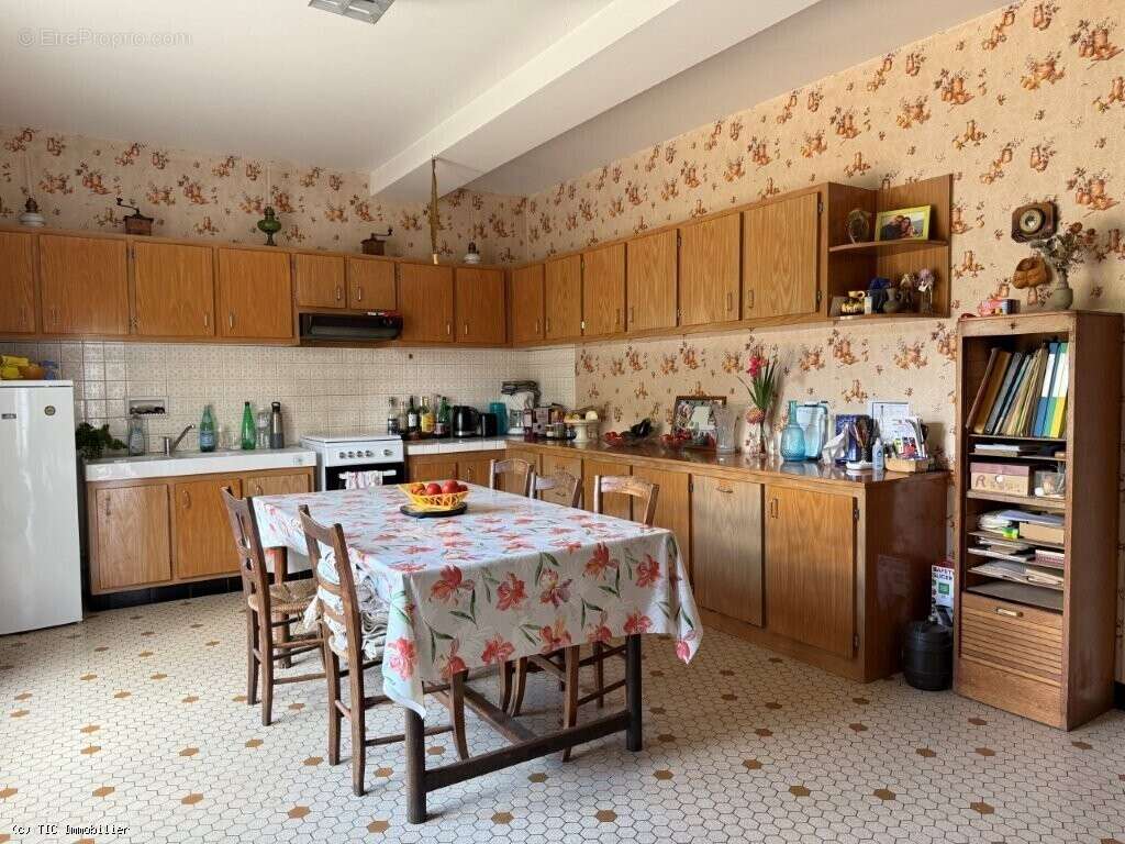 Maison à SAUZE-VAUSSAIS