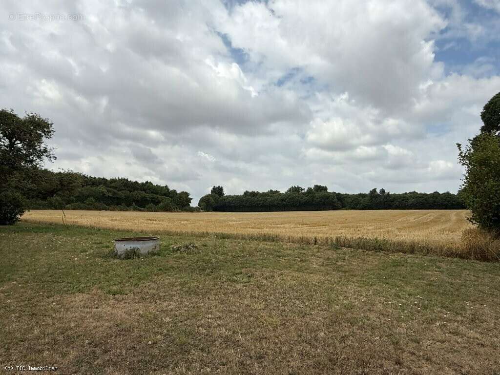 Maison à SAUZE-VAUSSAIS