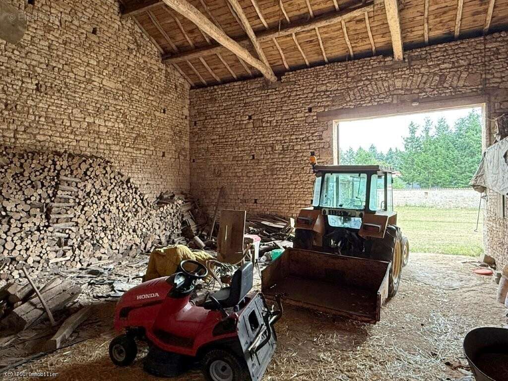 Maison à SAUZE-VAUSSAIS