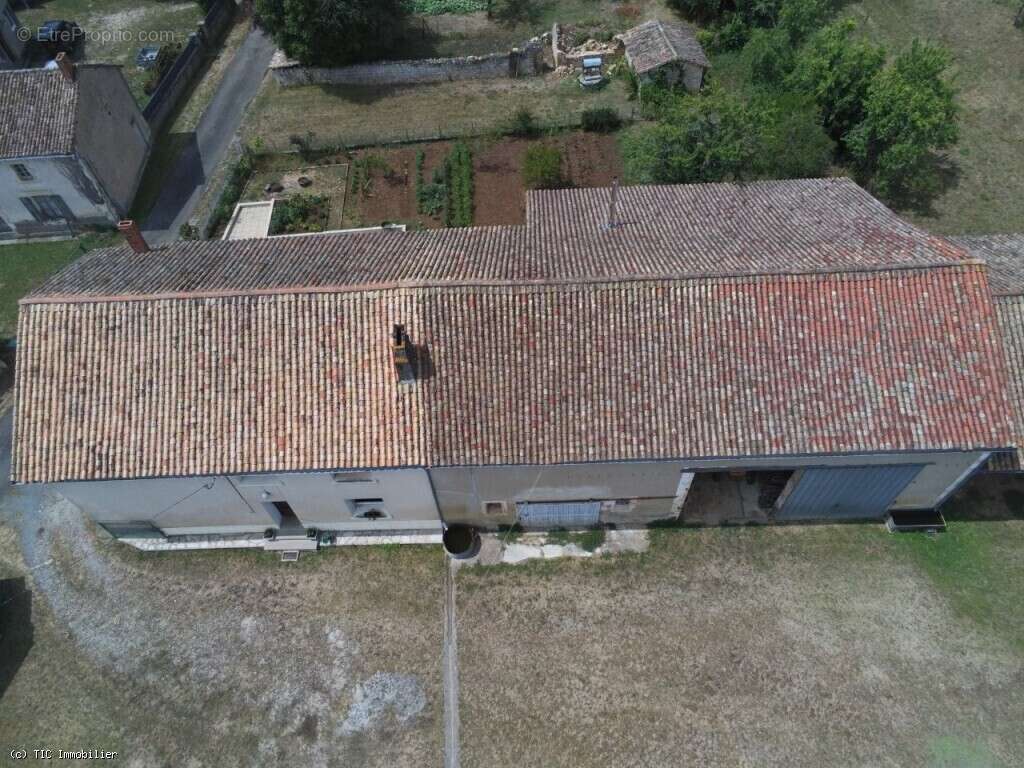 Maison à SAUZE-VAUSSAIS