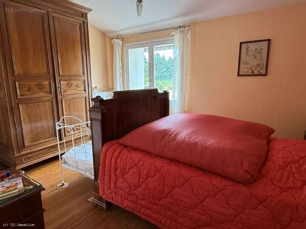 Maison à SAUZE-VAUSSAIS