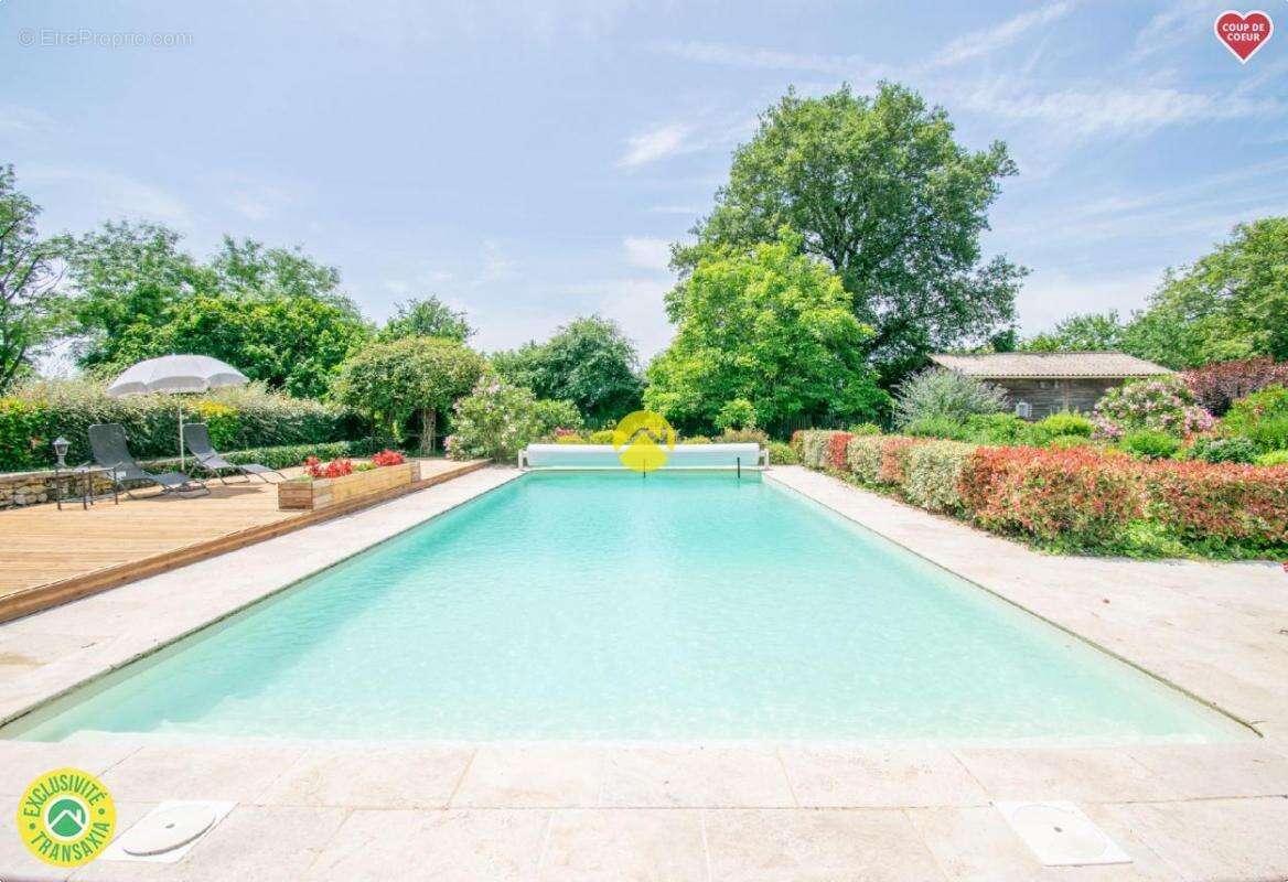 Maison à SAINT-CHAMASSY