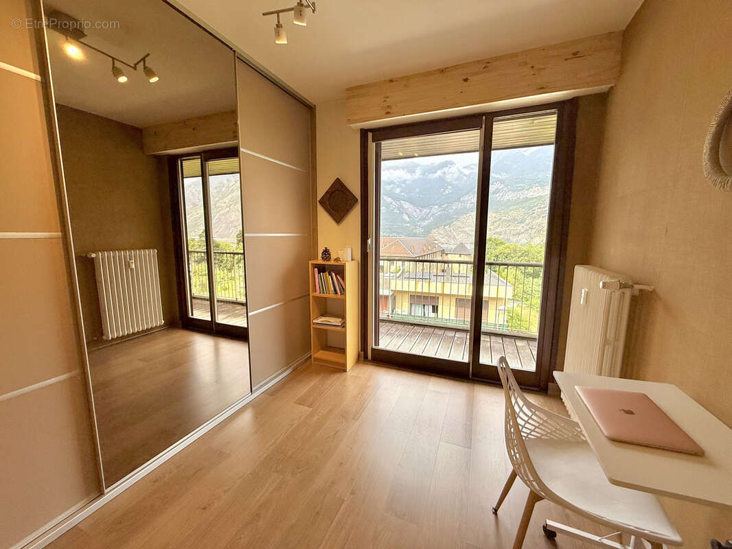 Appartement à SAINT-JEAN-DE-MAURIENNE
