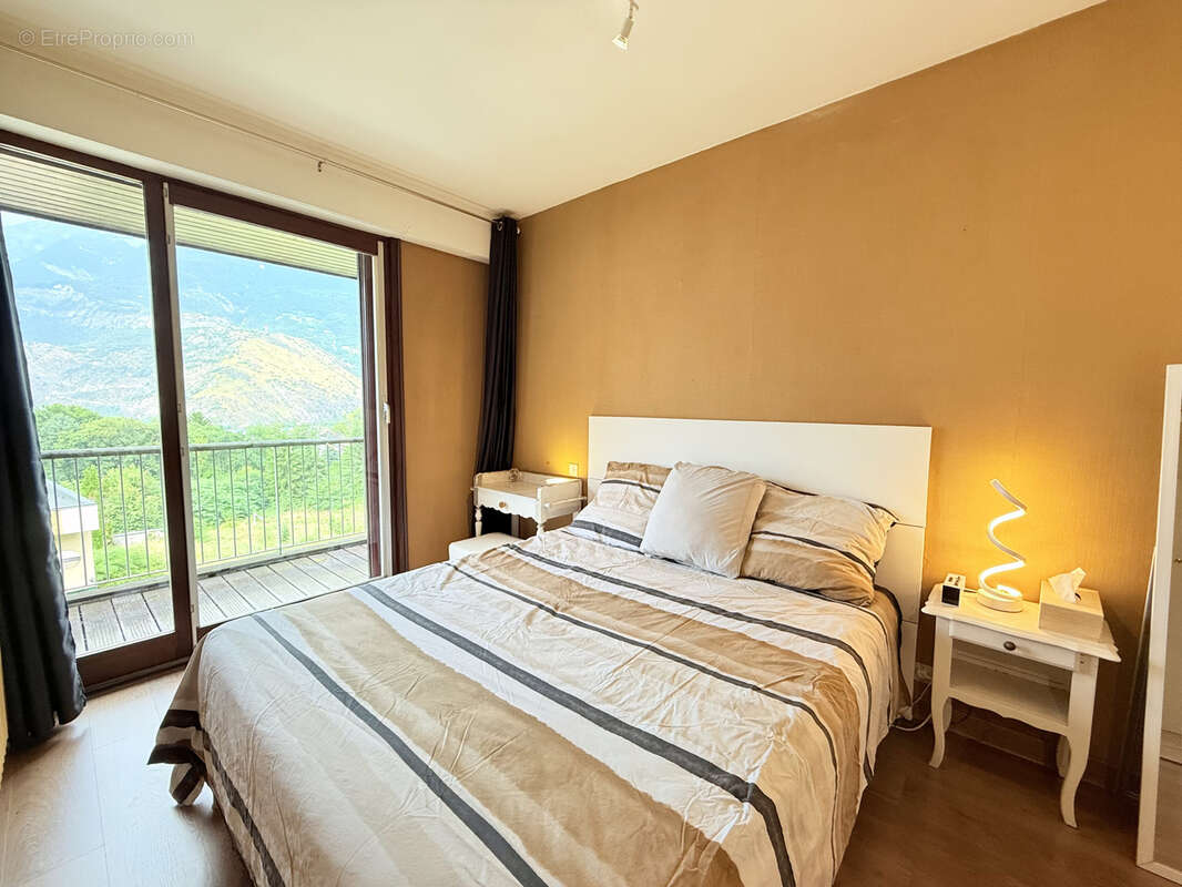 Appartement à SAINT-JEAN-DE-MAURIENNE