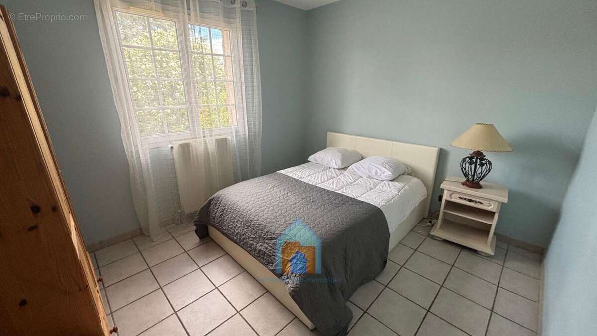 Maison à MONDONVILLE