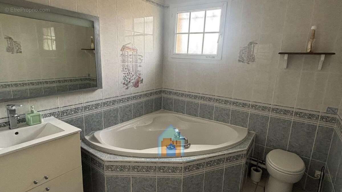 Maison à MONDONVILLE