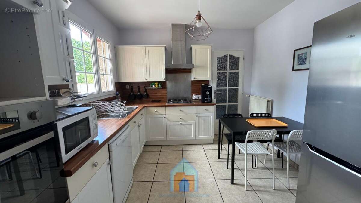 Maison à MONDONVILLE