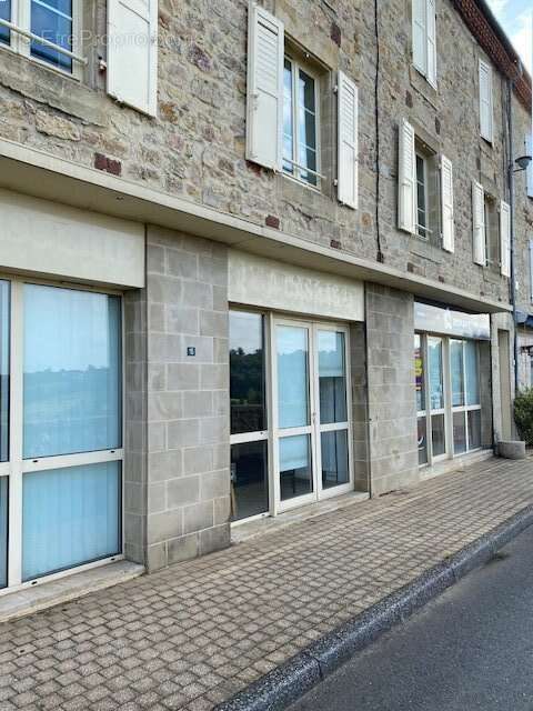 Appartement à OBJAT