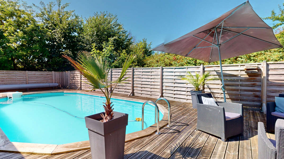 Maison à CHALEZEULE