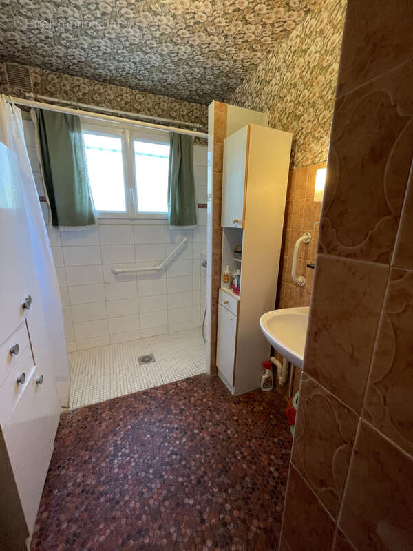 Maison à SAINT-ANDRE-LES-VERGERS