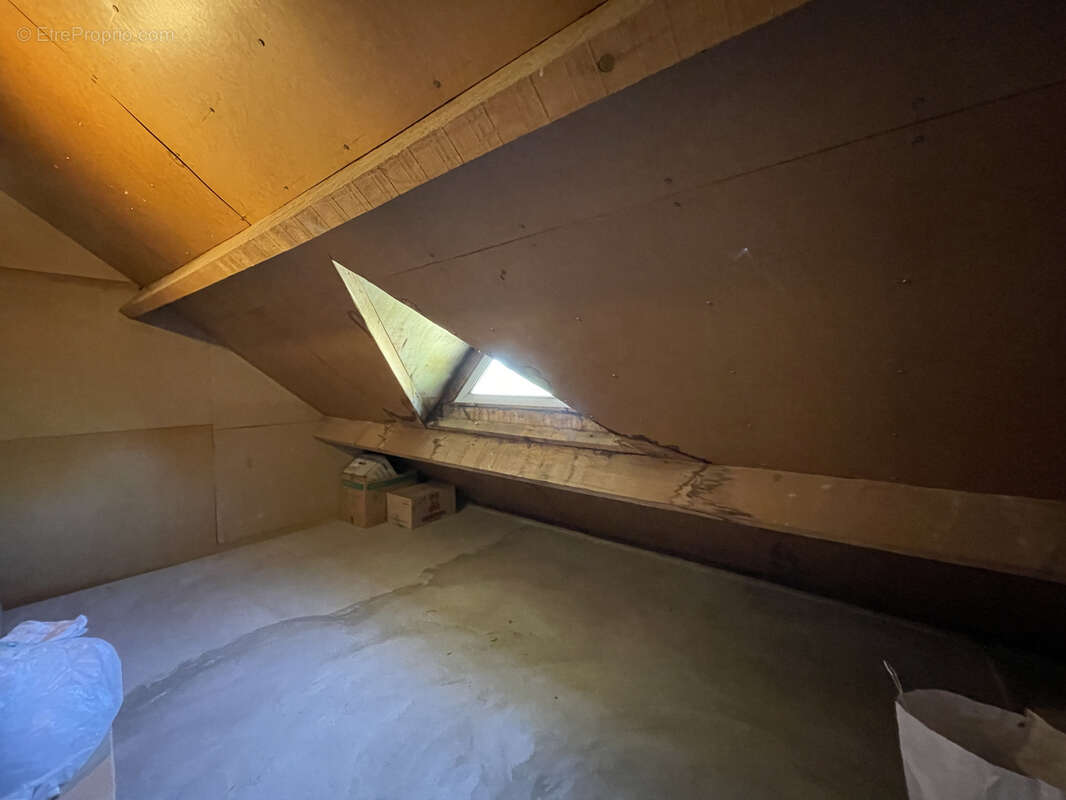 Maison à SAINT-ANDRE-LES-VERGERS